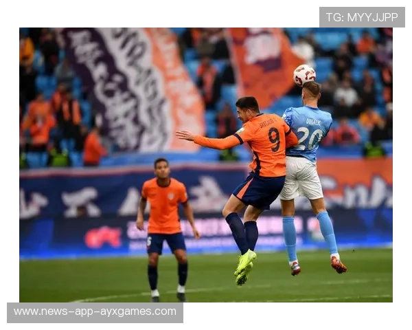 深圳新鹏城的推进节奏在比赛末端达到巅峰 深圳新鹏城的推进节奏在比赛末端达到巅峰