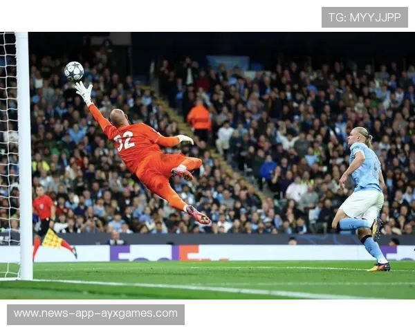 那不勒斯追哈兰德式禁区震慑:足球的极致诱惑与战术美学