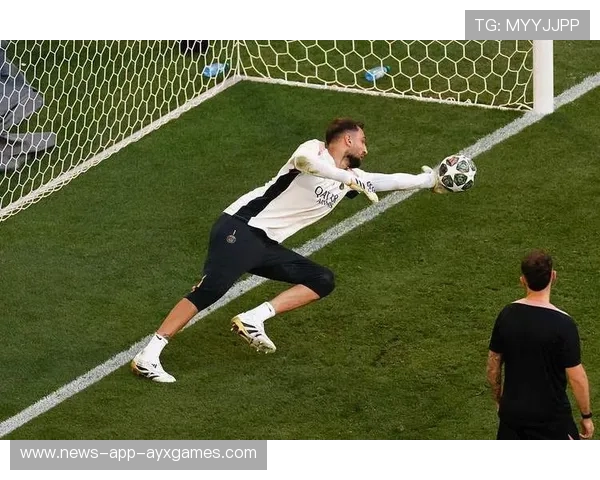 巴黎后防在多场比赛中展现韧性