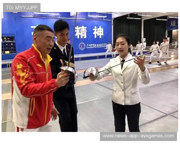 世界冠军模仿小孩庆祝动作:童趣与冠军精神的完美融合 世界冠军模仿小孩庆祝动作:童趣与冠军精神的完美融合