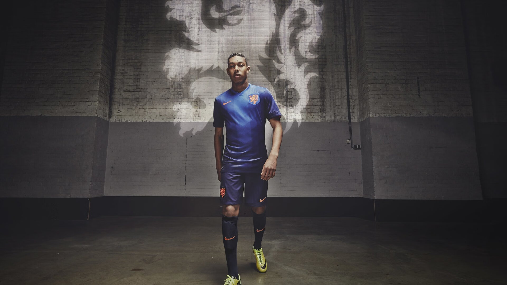 欧冠小组赛首轮冷门迭爆：两大豪门同日翻车跌出前二